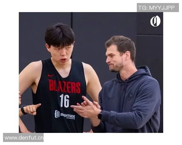 斯普利特深入解析轮换策略关注球员攻防反应与抢篮板表现