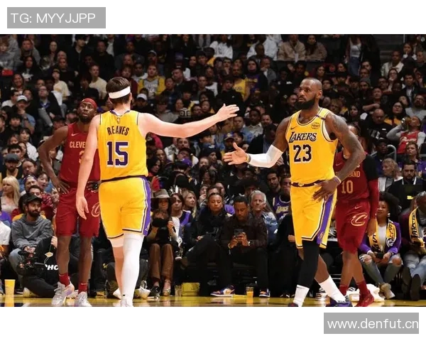 媒体人热议鹈鹕奎因与墨菲双星组合展现无限潜力与希望