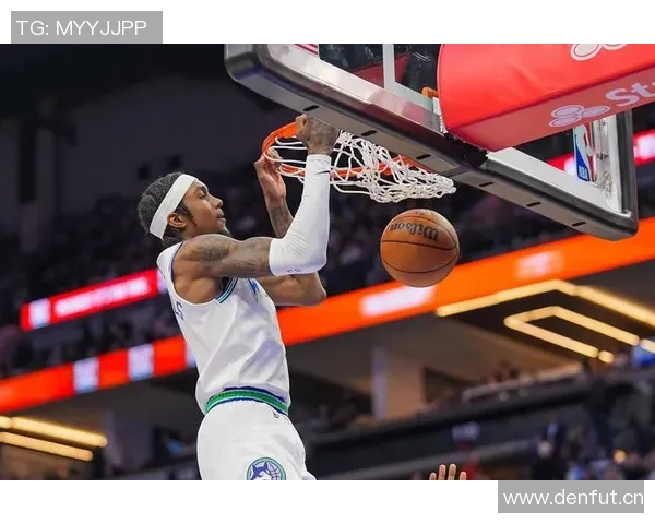 攻防兼备麦克丹尼尔斯全能表现助球队大胜贡献22分7板3断2帽正负值高达35